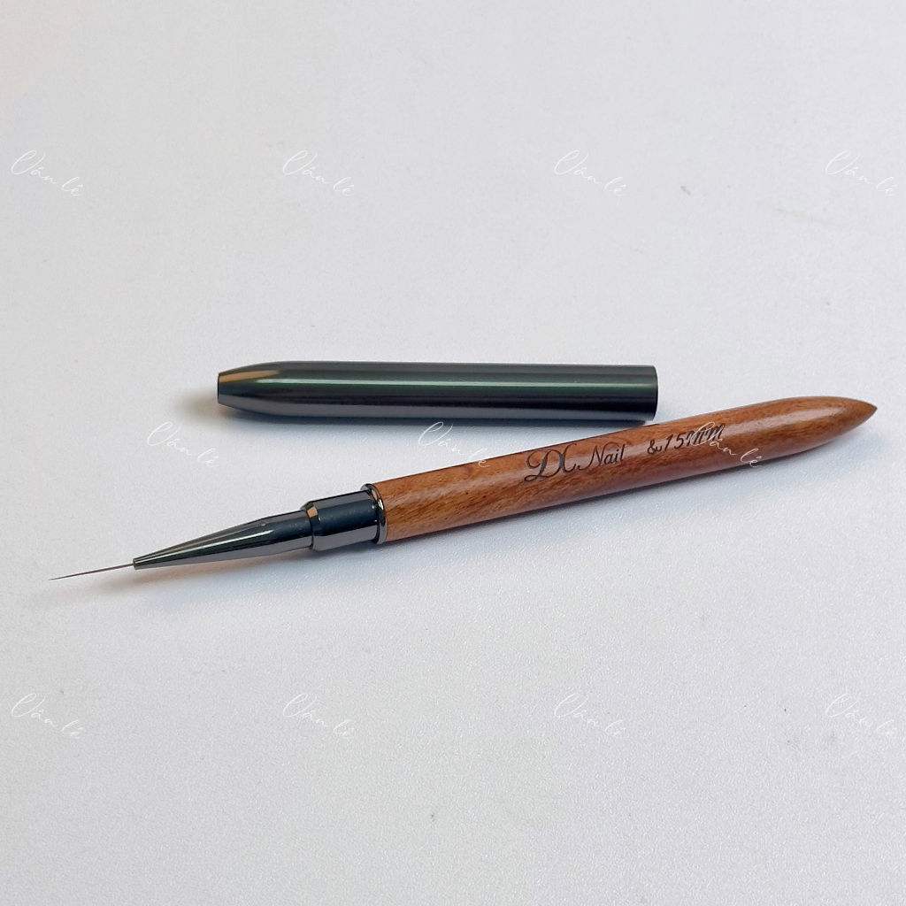 Cọ vẽ nét nail cán gỗ DC Nail Vẽ Móng