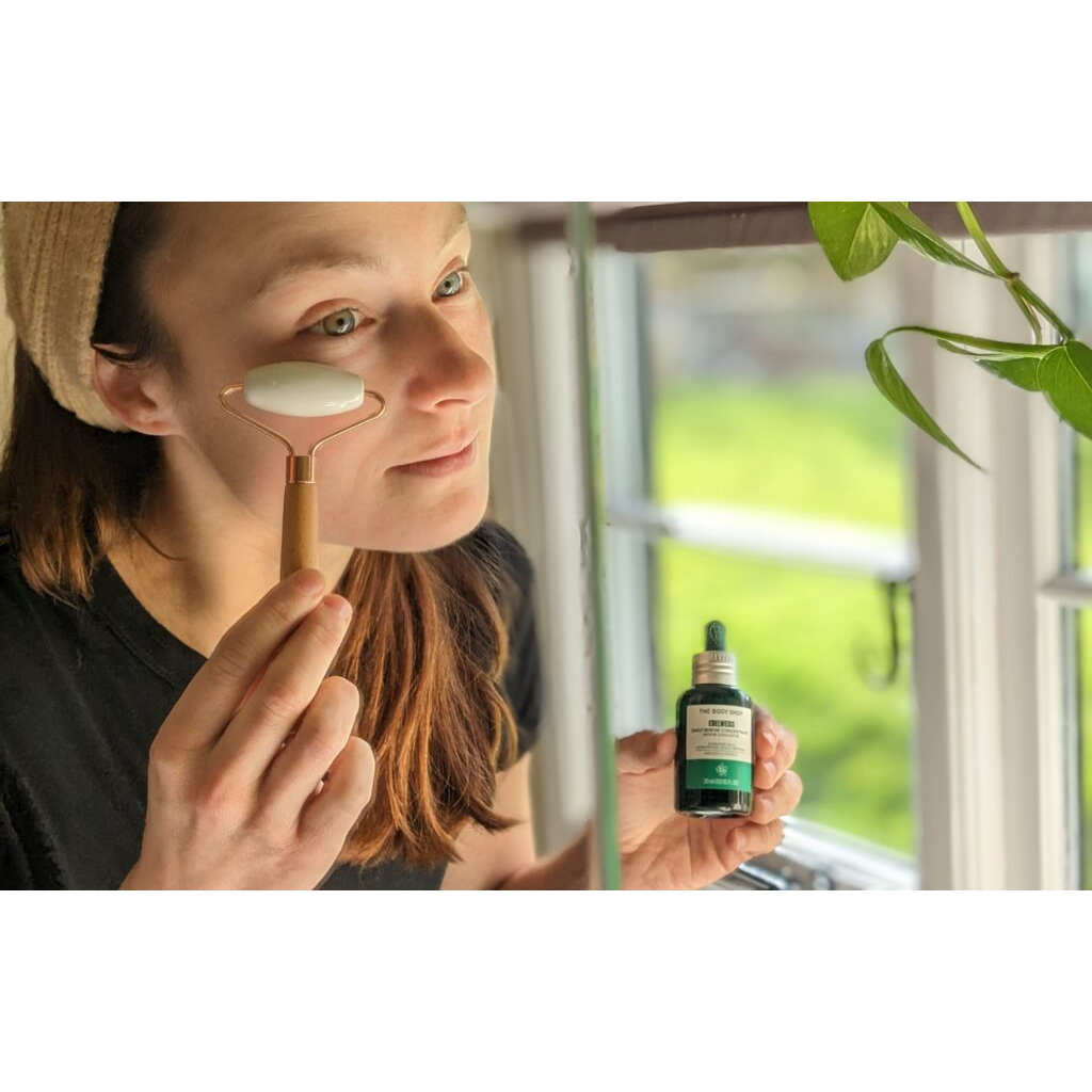 Serum dưỡng da chống lão hoá Drops of Youth™ / Edelweiss Daily Serum Concentrate THE BODY SHOP 30ml | 50m