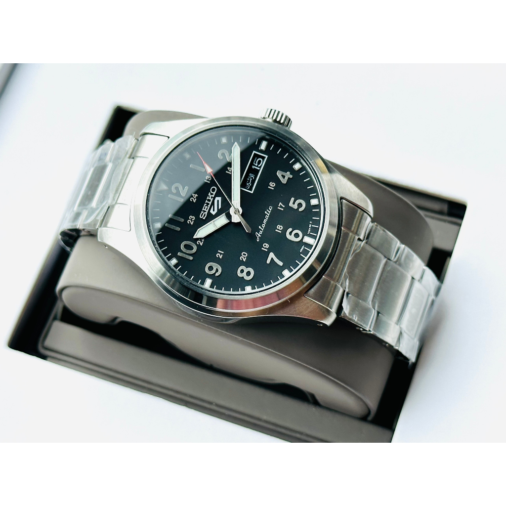 Đồng hồ nam dây thép Seiko 5 Field Sport Style SRPG27K1