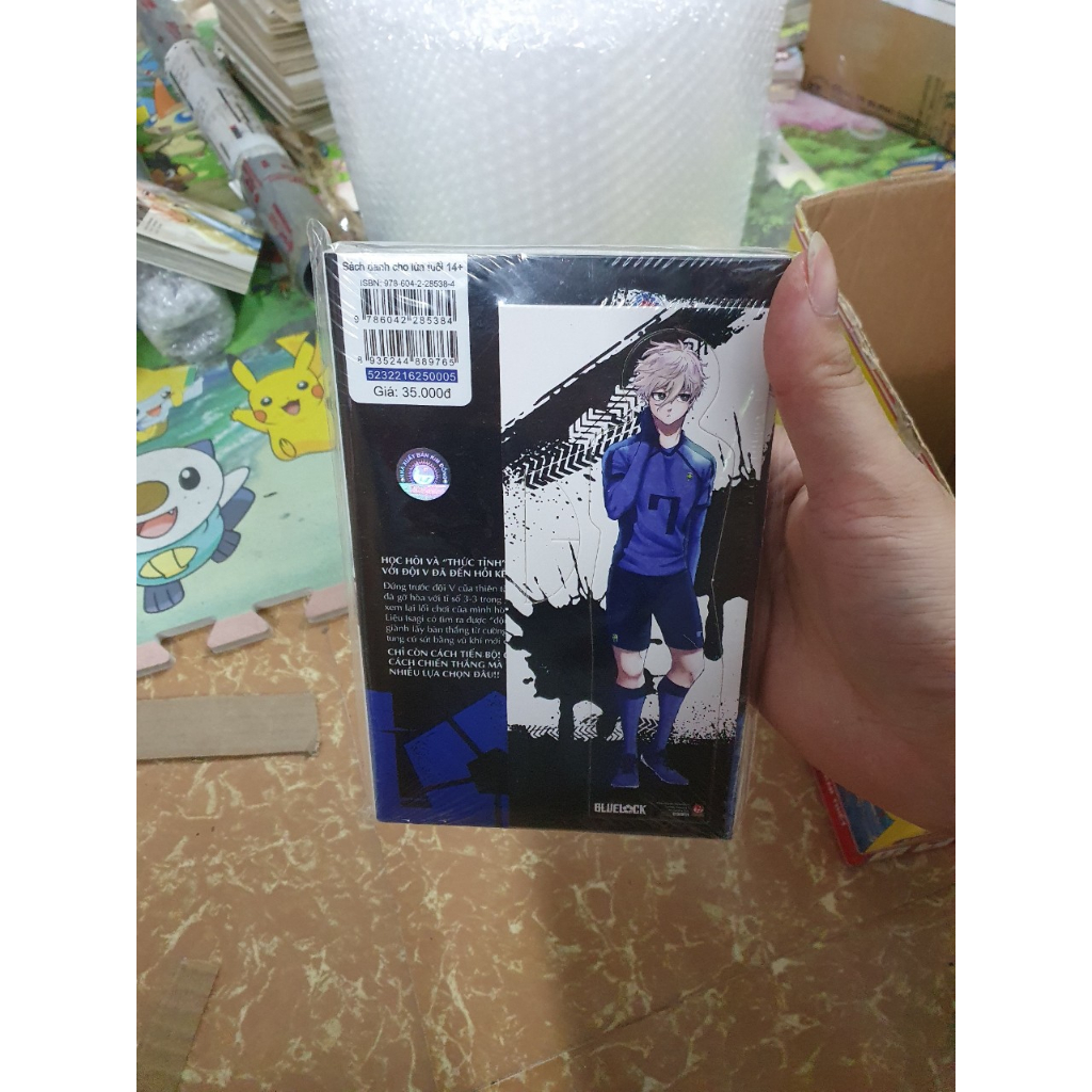 Blue Lock T5  bản in đầu Full seal kèm quà mới 100%