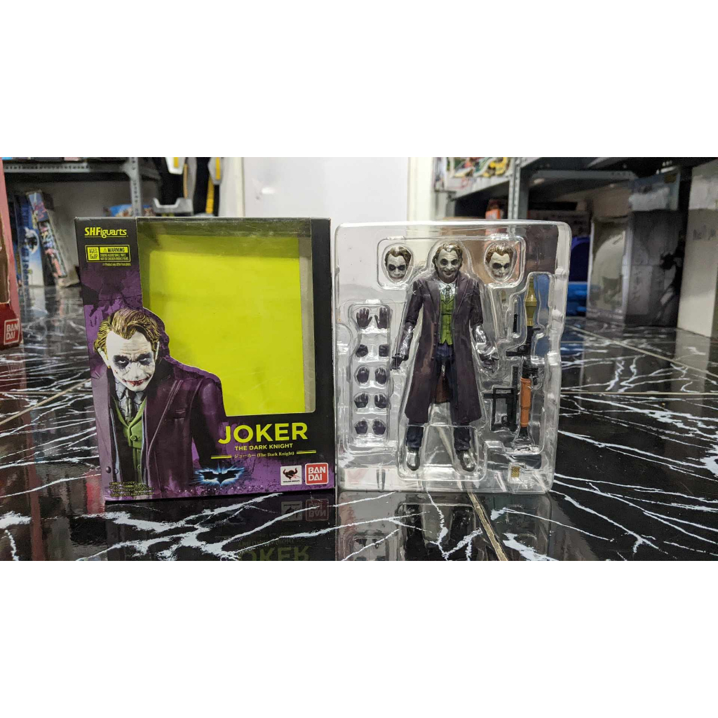 MÔ HÌNH NHÂN VẬT SHF JOKER HEATH LEDGER OPEN
