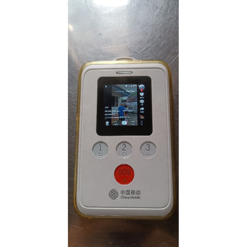 Thẻ tên chạy Android 6.0 - JINMI GK320 512MB Ram 4GB bộ nhớ, Như Điện thoại siêu nhỏ