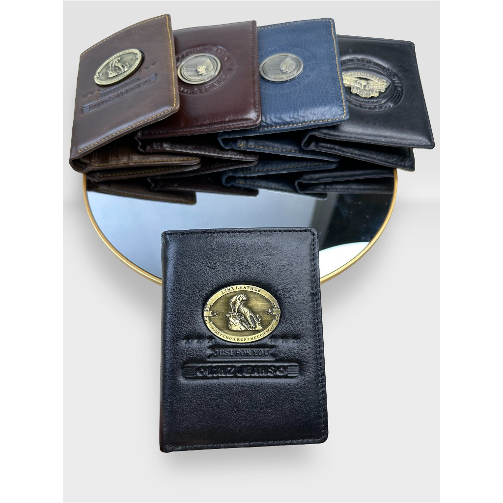 Ví da bò nam dáng đứng thiết kế hiện đại