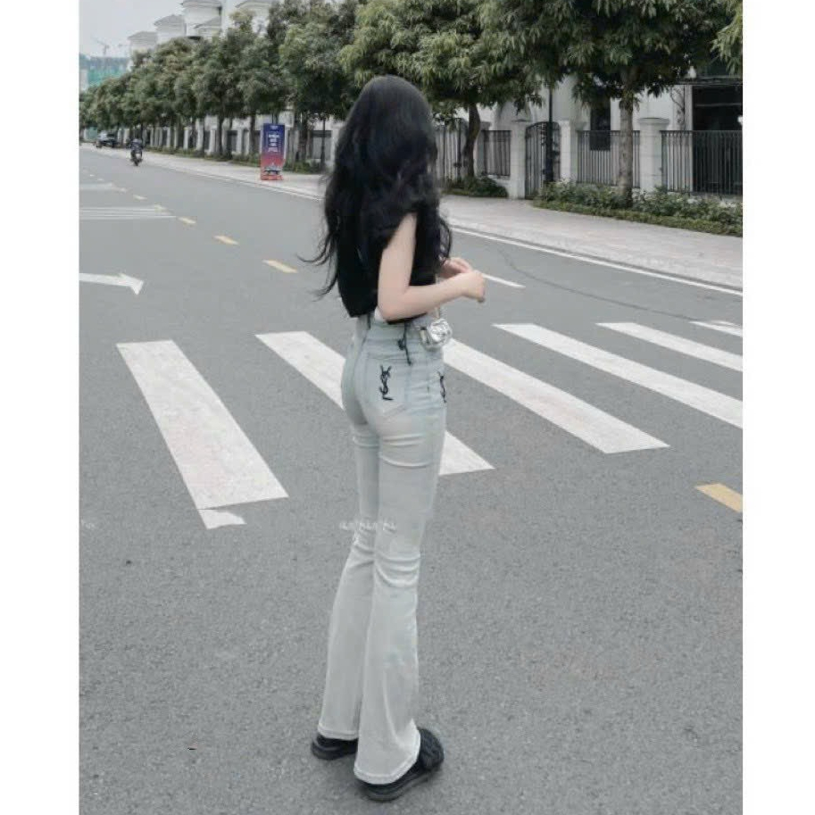 Quần dài jeans ống loe màu bạc THÊU CHỮ YSL hotrend 2023