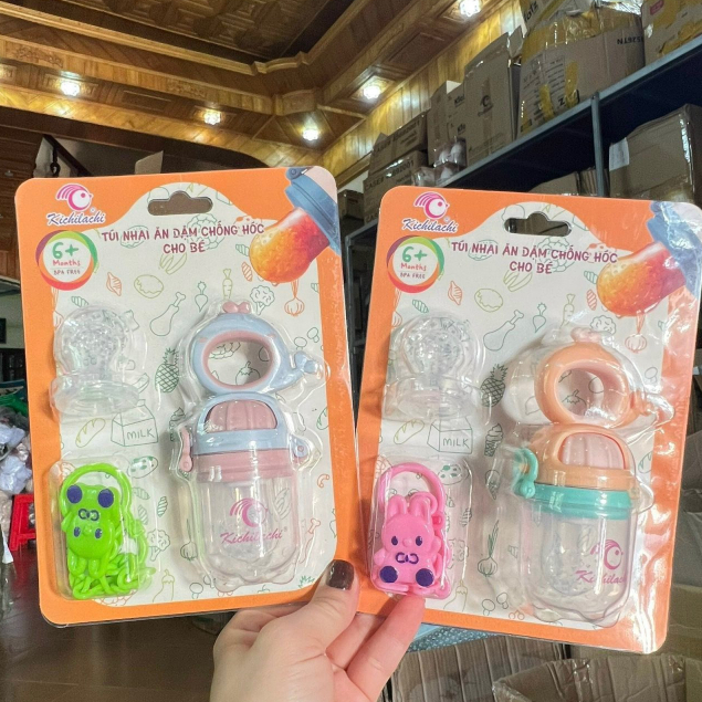 Túi Tập Ăn Dặm Chống Hóc Cá Heo Kichilachi - MẪU MỚI - CHÍNH HÃNG