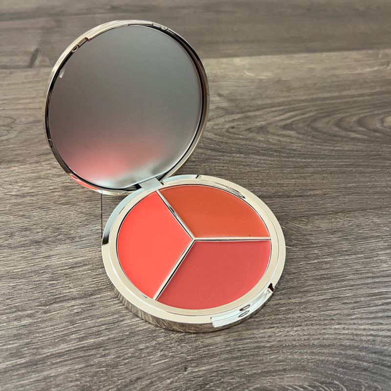 Bảng má hồng và son ICONIC LONDON Lip and Cheek Cream Trio