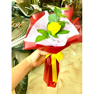 bó 1 bông hoa hồng giấy