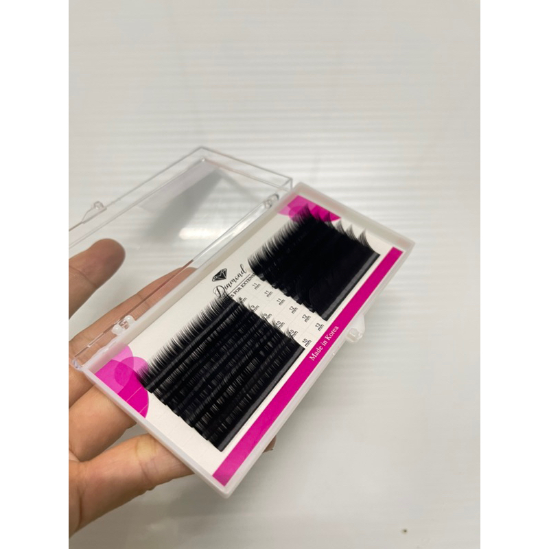 Mi tàng hình hot trend