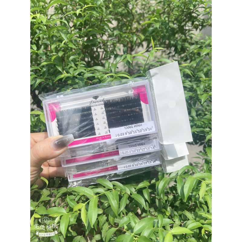 Mi tàng hình hot trend