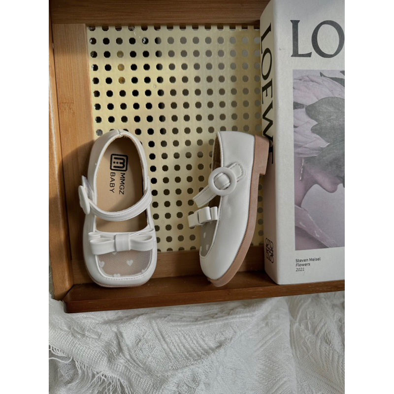 Giày trắng đế đúc em bé Nanci room