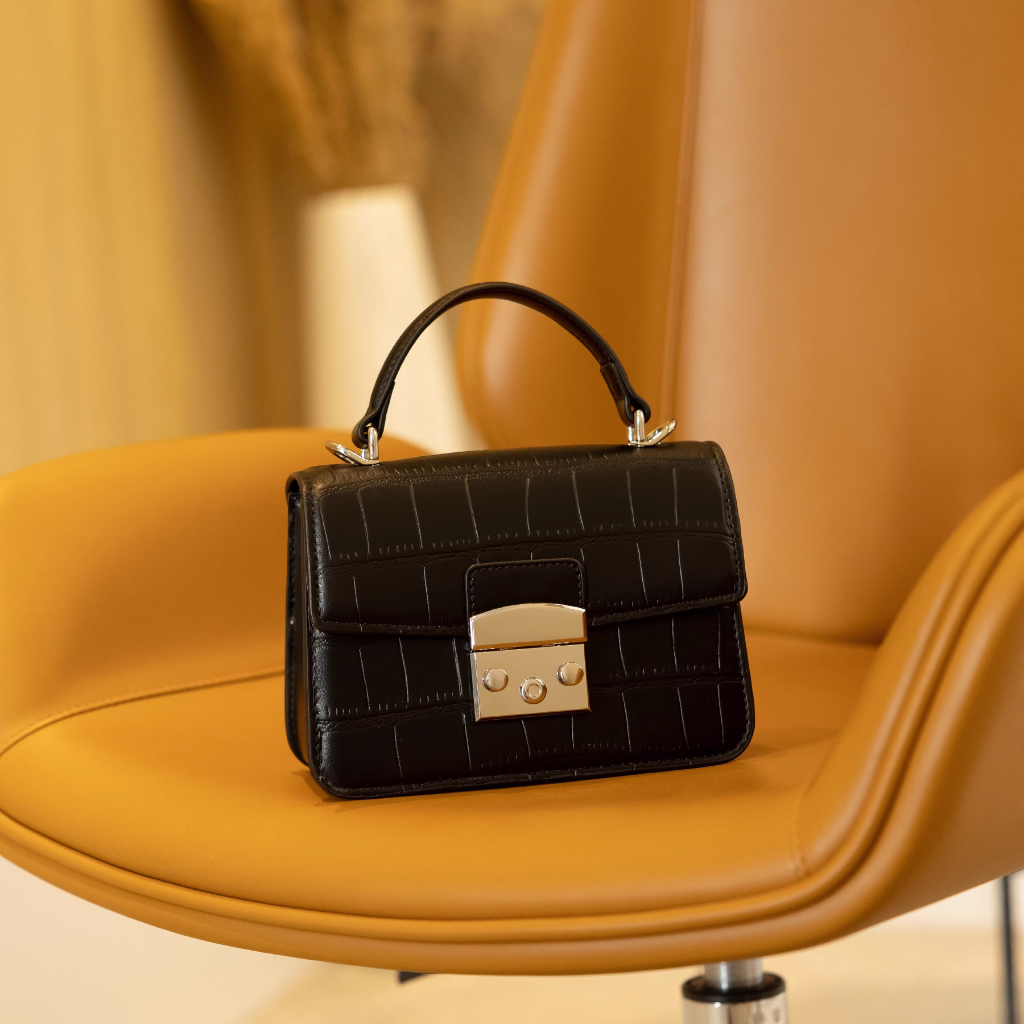 Túi Xách Nữ Đeo Chéo Da PU Khóa Bạc Size 19