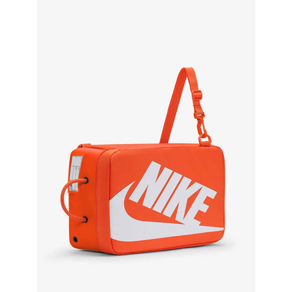 Túi đựng giày thể thao.