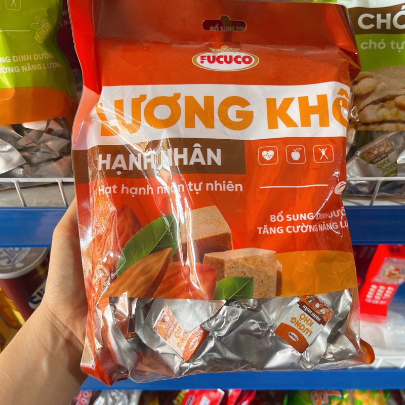Lương Khô Fucuco Hạt Điều, Óc Chó, Hạnh Nhân, Socola Gói 400gam
