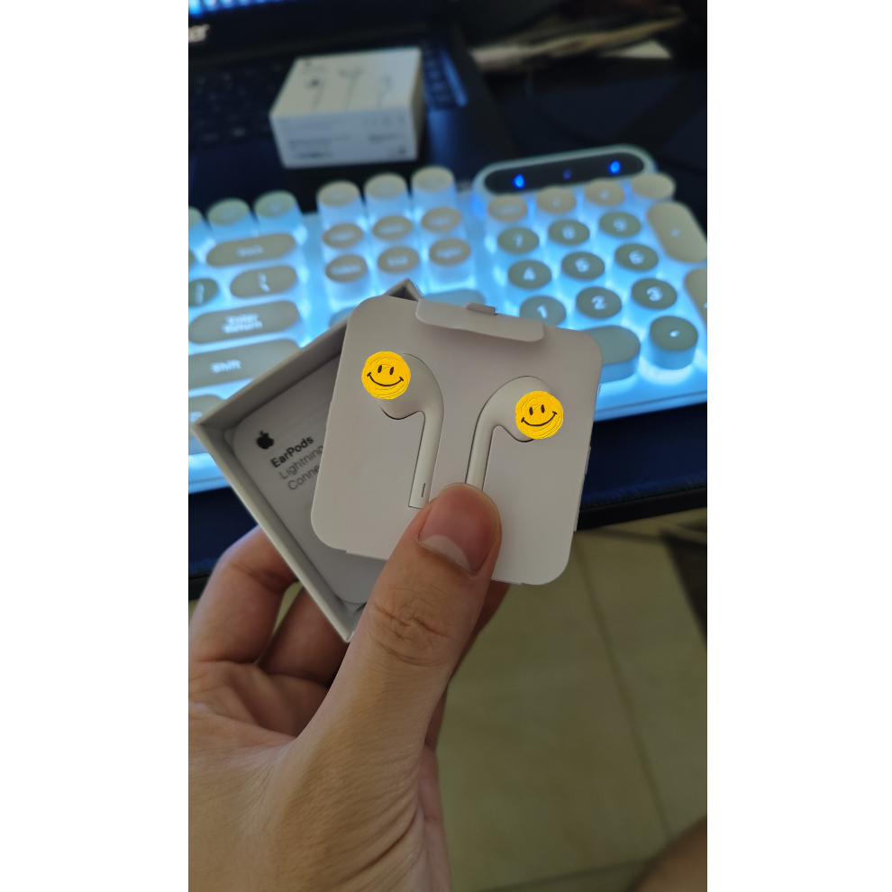 Tai Nghe Chân Dẹt Và Chân 3.5mm Chính Hãng Cho Các Dòng Táo- 7-14promax- Cắm Vào Nghe Luôn- Bass căng