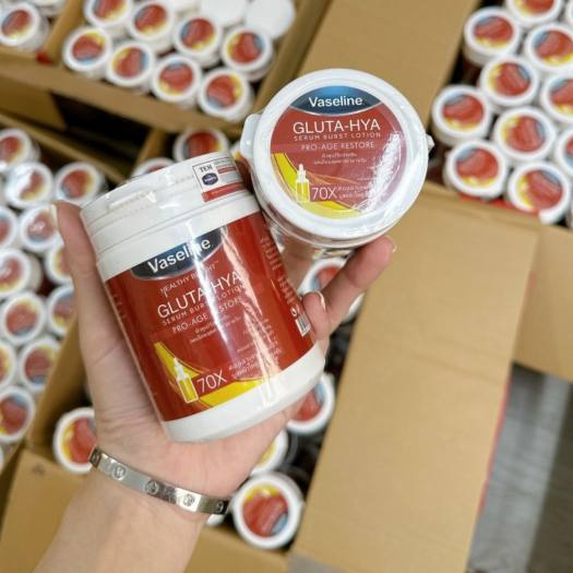 Kem kích trắng body vaseline Gluta- Hya serum burst lotion Pro-age restore 70x 200g,Thái Lan