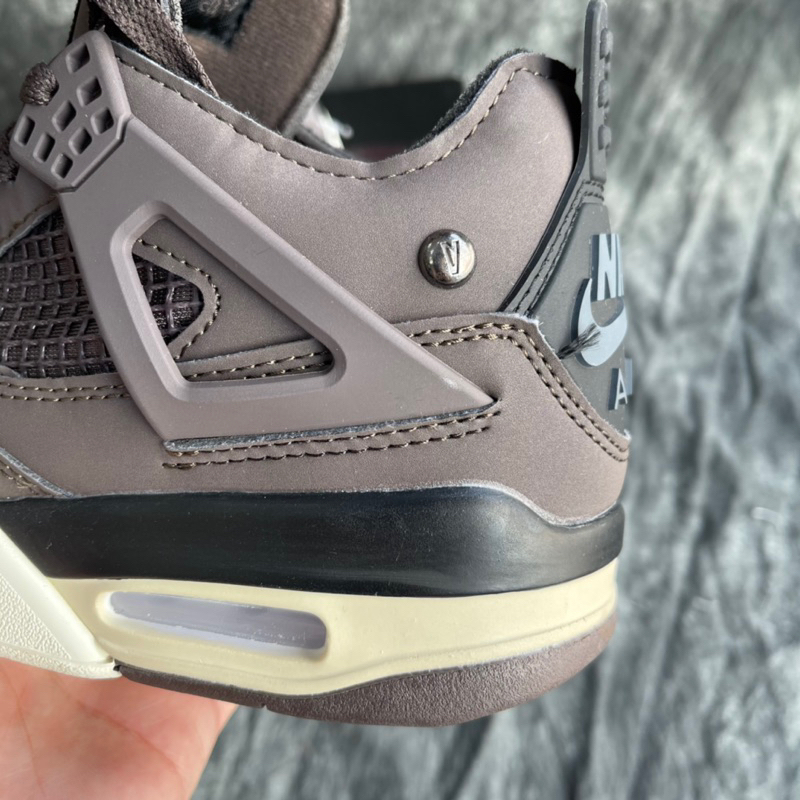 Giày Jordan 4 Retro A Ma Maniére Violet Ore Màu Nâu