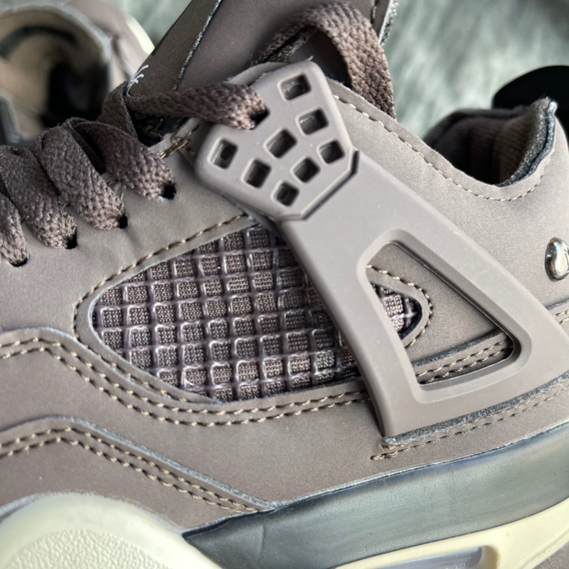 Giày Jordan 4 Retro A Ma Maniére Violet Ore Màu Nâu