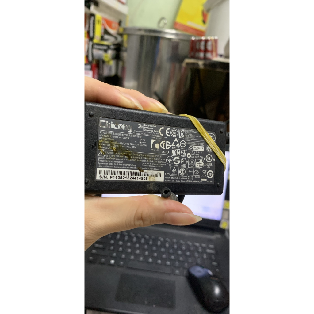 -Đã QSD-Sạc Laptop Toshiba hoặc nguồn thay thế asus chicony 19V – 3.42A - 65W  Kèm dây nguồn 19,5v 3,42a