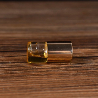 Tinh Dầu Trầm Hương 1 ml