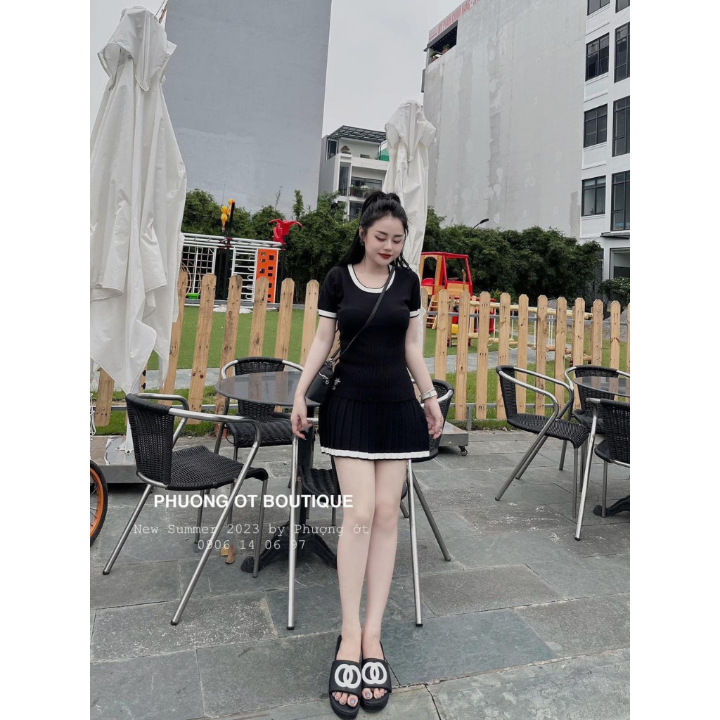 SET LEN THÊU ONG MIX CHÂN VÁY XẾP LY