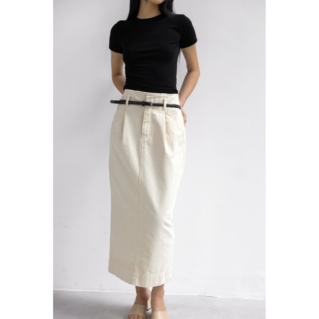 Chân váy Jeans màu kem dáng bo cong Aspirin IVORY JEAN SKIRT