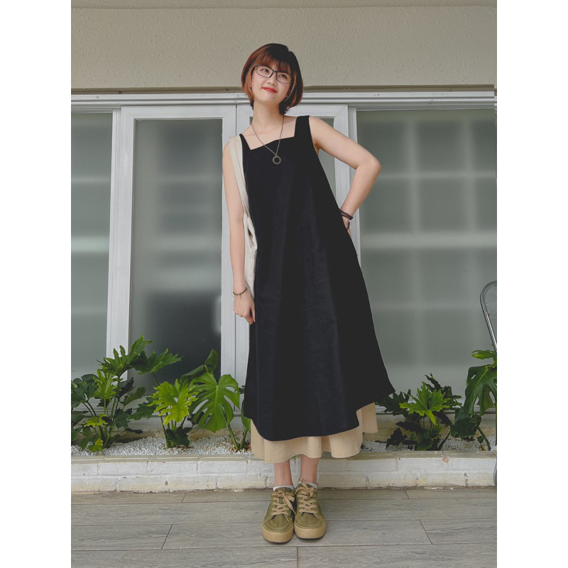Váy cổ vuông Yuhi các màu