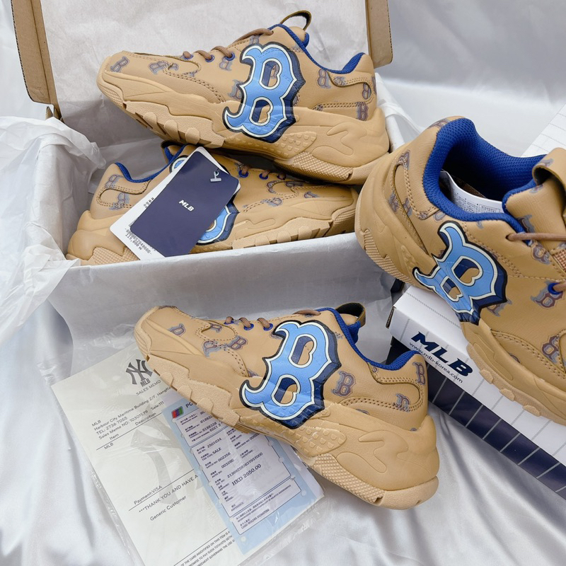 Giày sneaker M.L.B nâu
