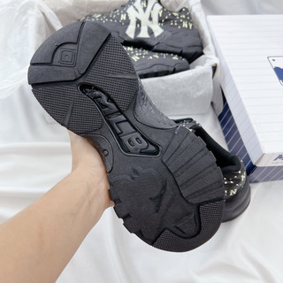 Giafy sneaker M.L.B Mono đen ( giá chưa bao gồm box bảo vệ )