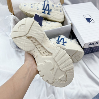 Giày sneaker M.L.B Mono LA