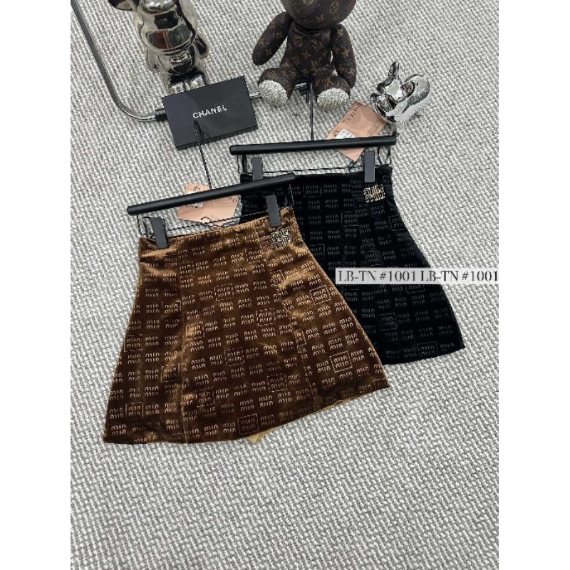 Chân váy nhung chữ miu hàng QCL1