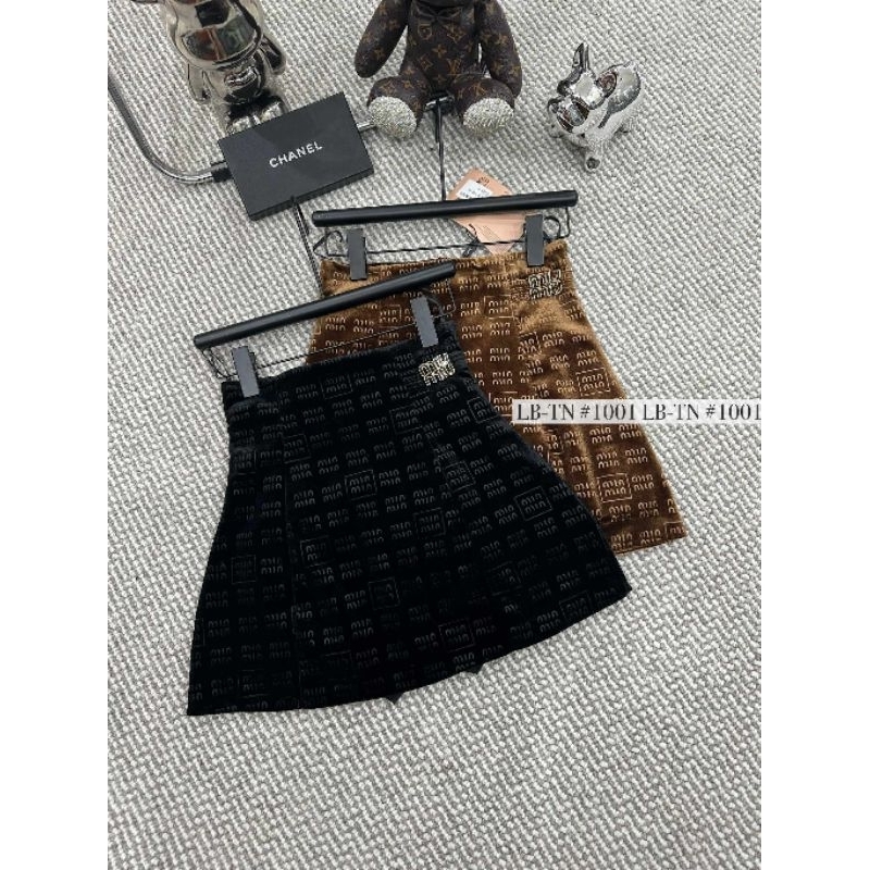 Chân váy nhung chữ miu hàng QCL1