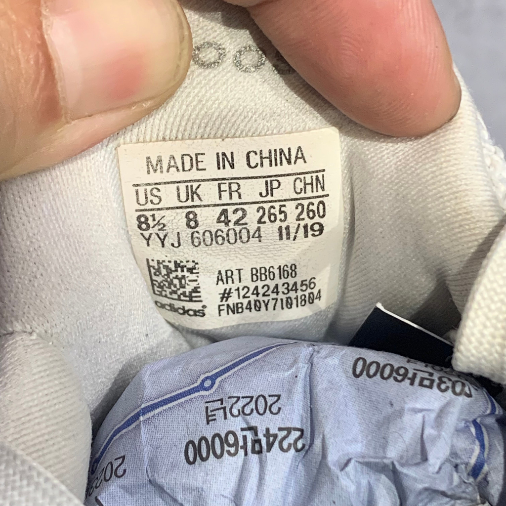 Giày 2hand Adidas utraboost 8123