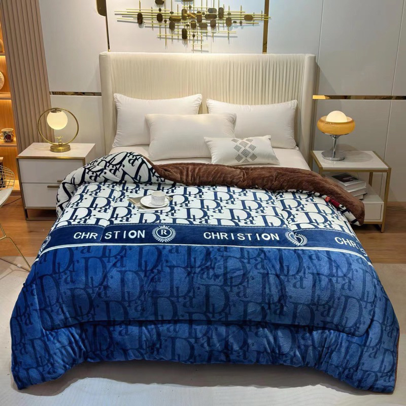 Chăn lông cừu YUKI nhật bản chính hãng,hàng cao cấp siêu ấm mềm mại,kích thước 2mx2m2,nặng 3.3-3.7kg