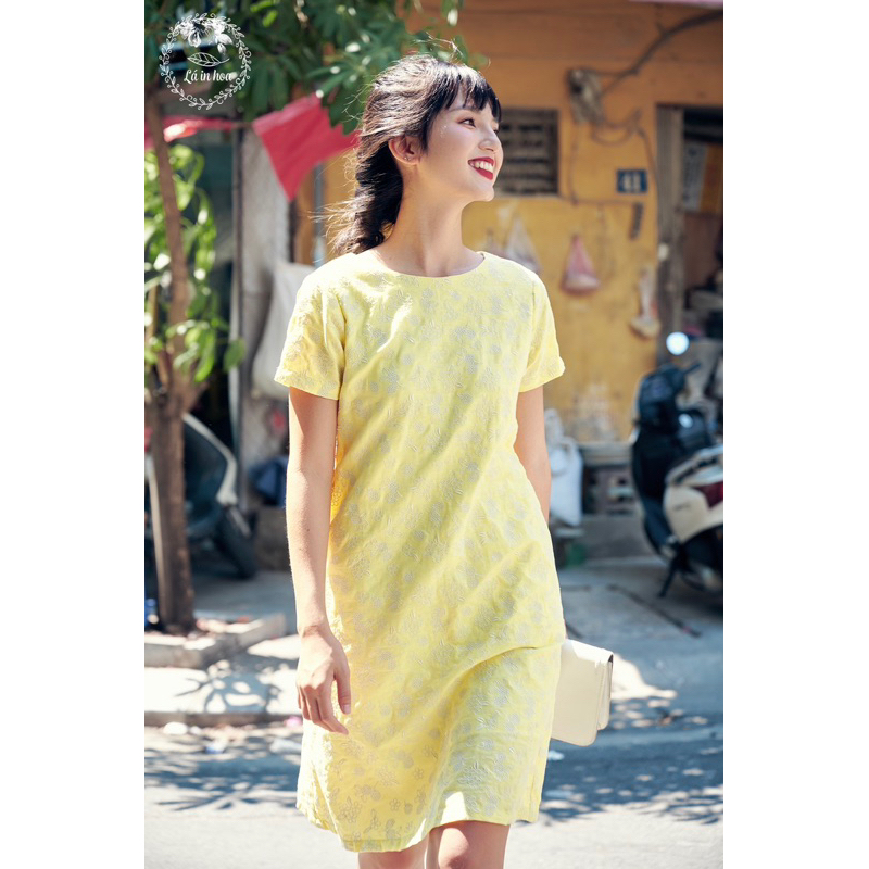 Váy Thiết Kế Lá In Hoa Dáng Suông A Chất Thô Thêu Hoa Nổi