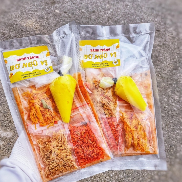 Bánh Tráng Phơi sương  Dẻo tôm cuộn bơ ngũ vị, Me lục vị 120g - Thèm Gì Cũng Có