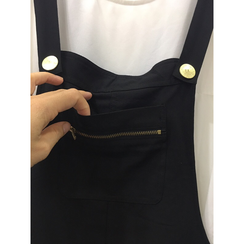 Yếm váy ngắn đen size M