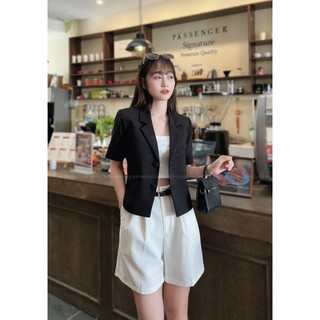 Blazer cộc tay 2 cúc bọc 1 túi giả