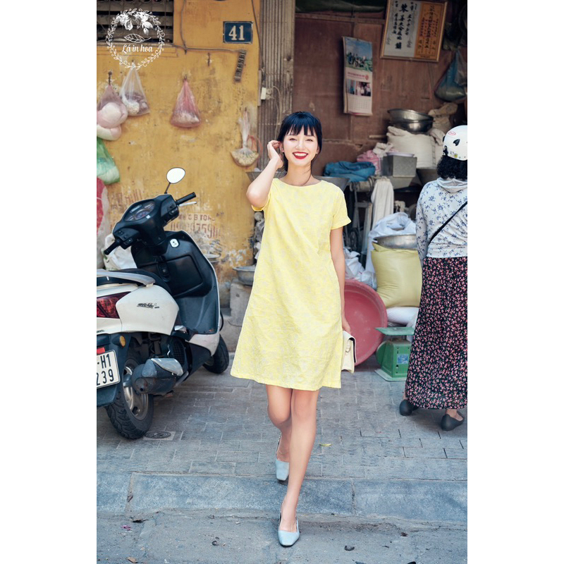 Váy Thiết Kế Lá In Hoa Dáng Suông A Chất Thô Thêu Hoa Nổi