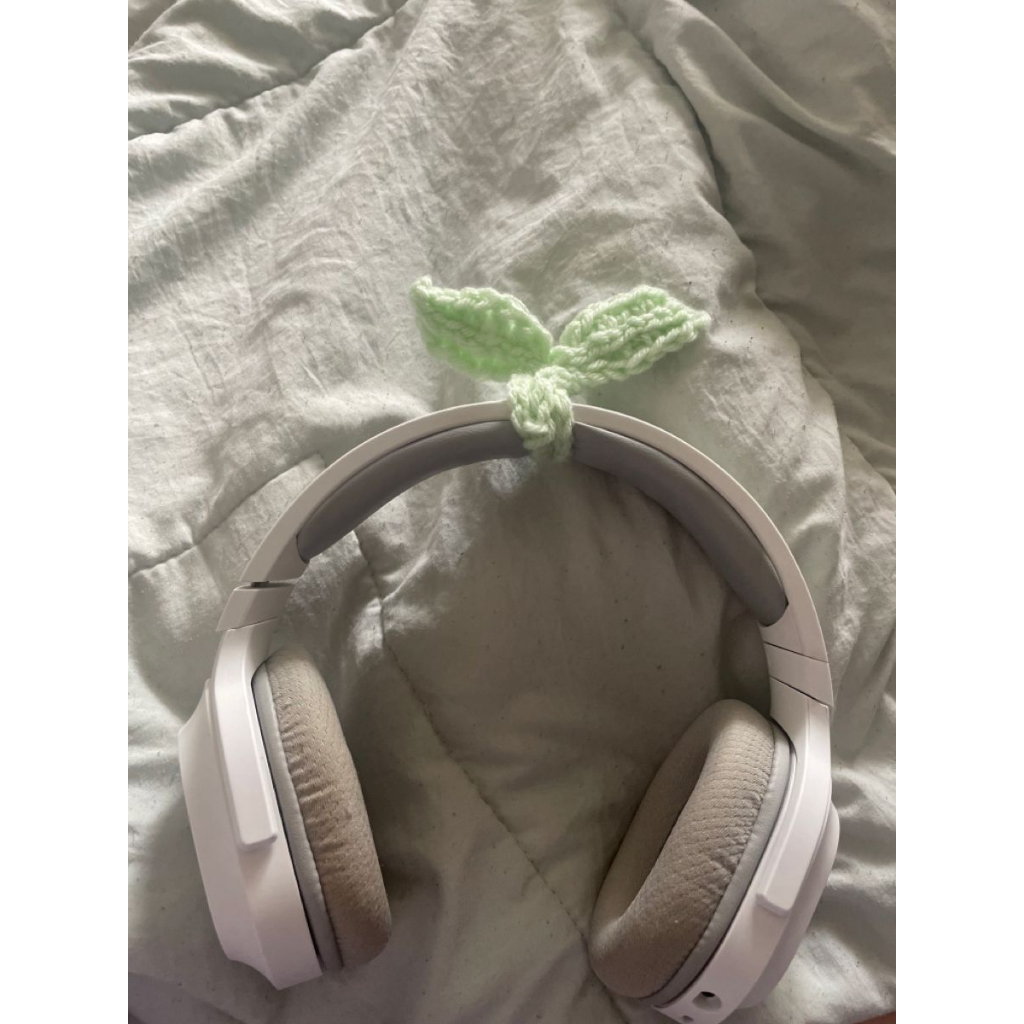 🌱 Mầm lá cây bằng len móc handmade trang trí headphone, bookmark đánh dấu sách hoặc quấn dây tai nghe/cáp sạc dễ thương