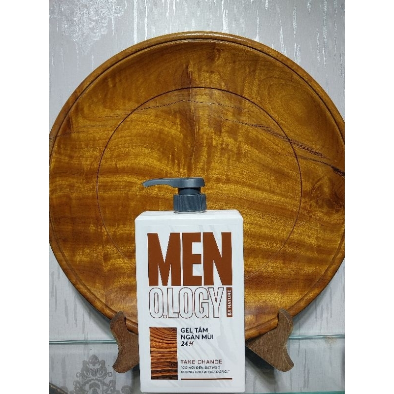 Gel tắm ngăn mùi 24h Men.o.logy 650ml màu nâu