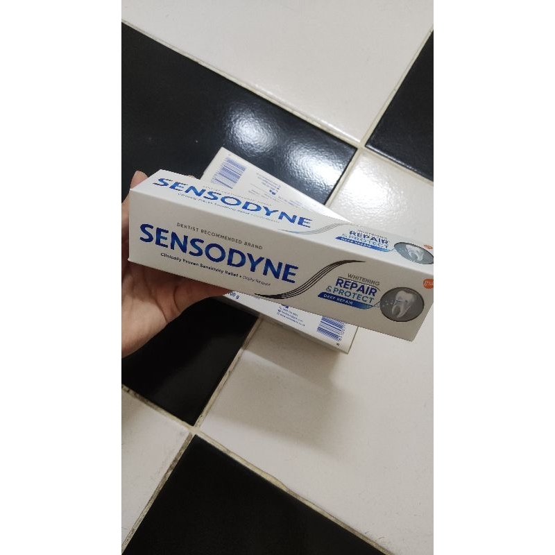 Kem đánh răng Sensodyne Repair & Protect 100g- Hồi phục và bảo vệ răng ê buốt