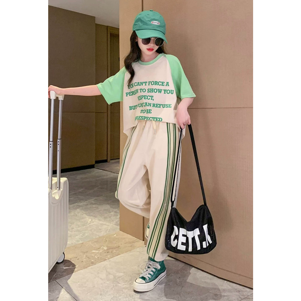 Bộ Quần Áo Bé Gái, Set bộ thể thao áo tay giáp lăng in chữ 3D kèm quần dây gấu bo chun cho bé gái từ 25-50kg