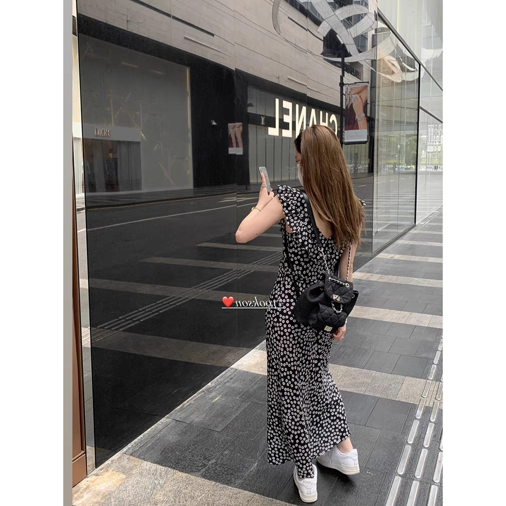 Váy maxi hoa nhí màu đen đáp bèo cổ - MS031