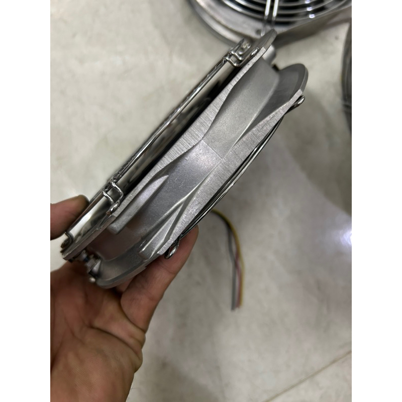 Quạt 13 cánh san ace 172 hệ 48v 56v 0.44A , vuông tròn 18cm của nhật