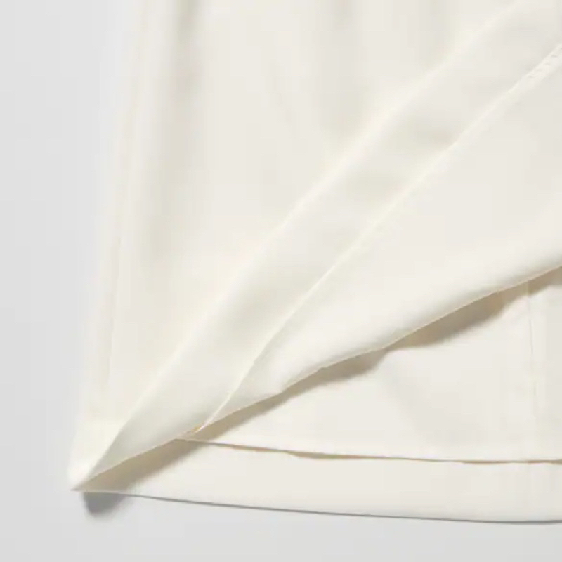 Chân váy chữ A Uniqlo