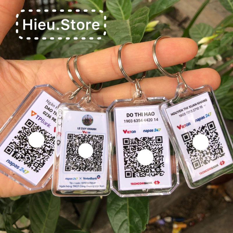 In móc khoá theo yêu cầu