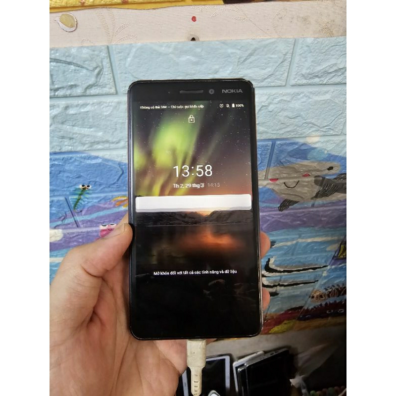 Nokia 6.1, ram 3/32g, chip 630, đang lỗi pin