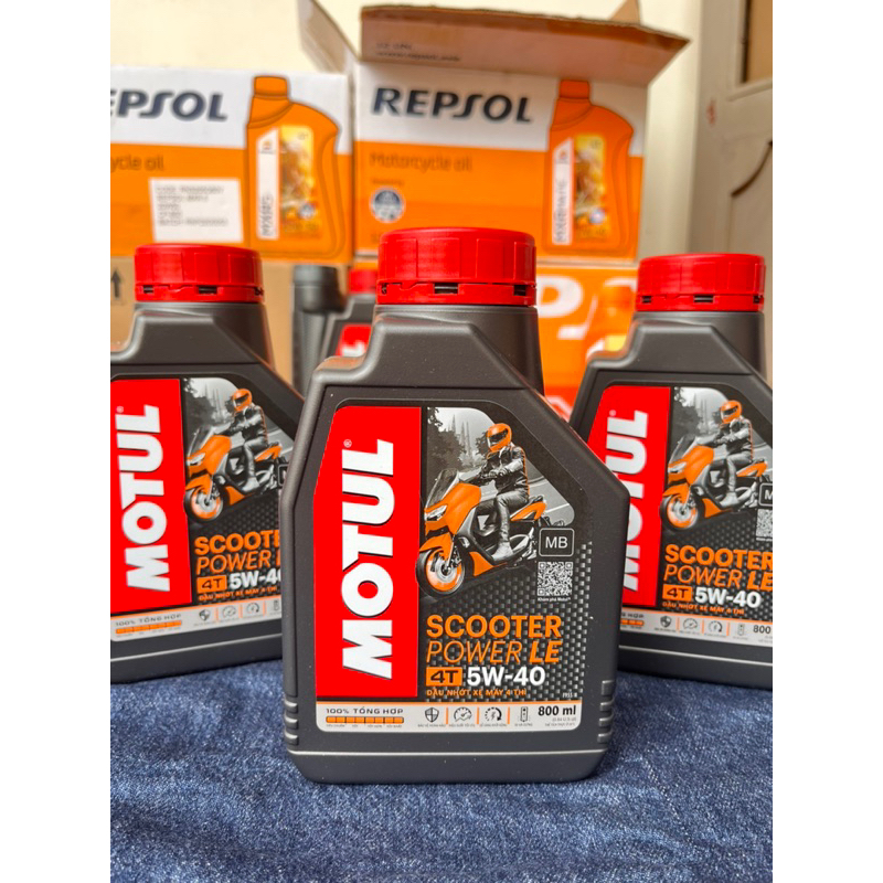 NHỚT XE TAY GA MOTUL SCOOTER POWER LE 5W40 800ml