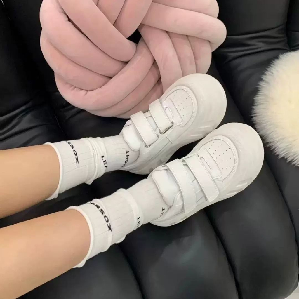 Giày sneaker nữ 2 quai dán đế bánh mì Hapu