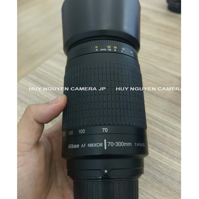 ỐNG KÍNH NIKON 70 300 G AF-D NGOẠI HÌNH ĐẸP KÍNH ĐẸP . HOẠT ĐỘNG HOÀN HẢO.